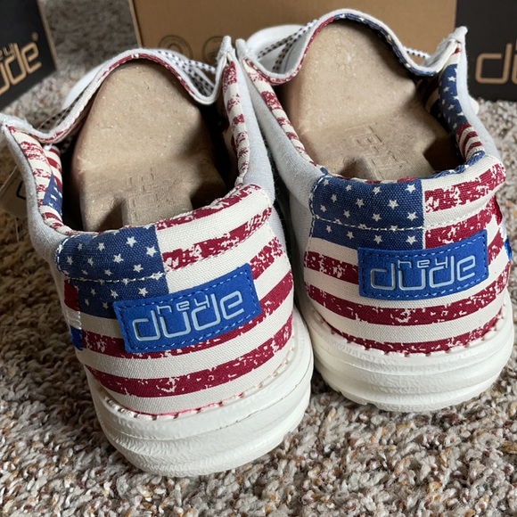 Hey dude Wally patriotic men’s shoes flag NEW Inbx - Picture 2 of 5
